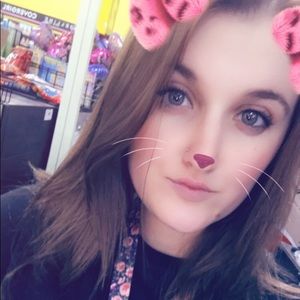 Meet your Posher, Jessica